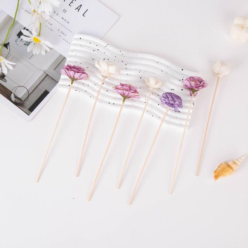 Rattan Sticks and Sola Flowers - огляд і ціна Home One Bathroom